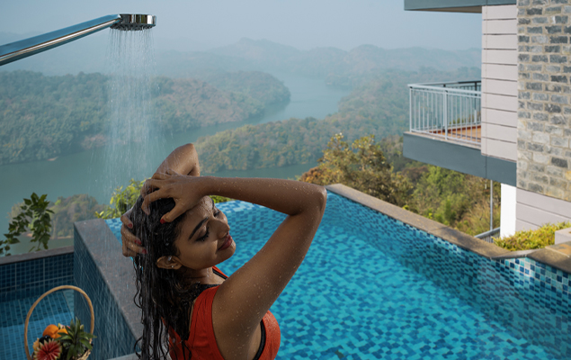 Private pool villa resort in Munnar