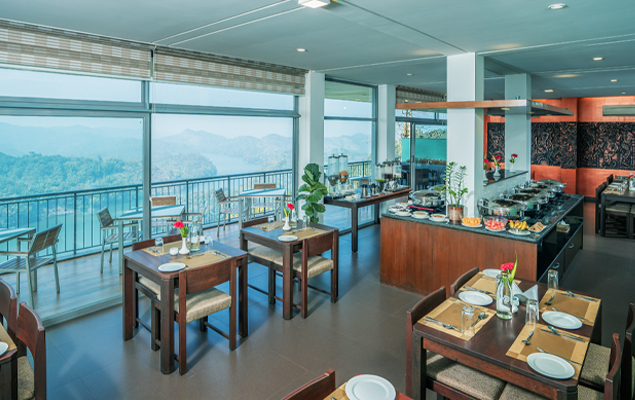 Multi Cuisine Restaurant resort Munnar