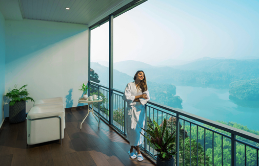 Ponmudi Grand Suite at Munnar