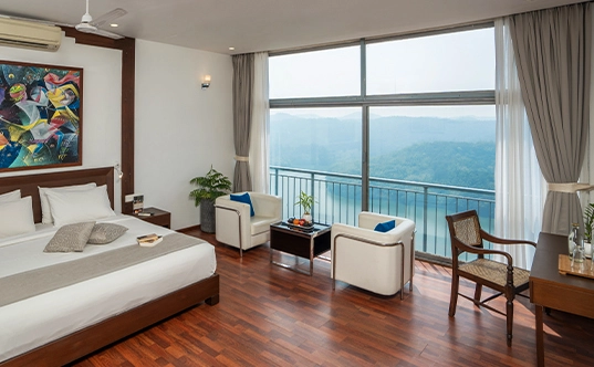 munnar resorts swimming pool 